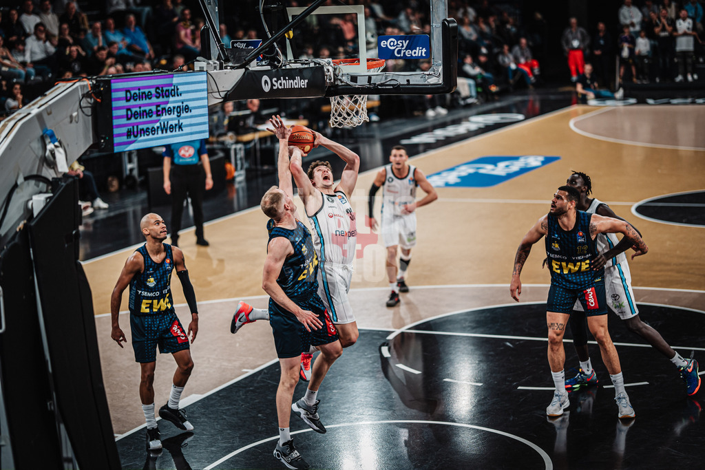 Basketball | Männer | Saison 2024/2025 | easyCredit Basketball Bundesliga | 4. Spieltag | Veolia Towers Hamburg vs. EWE Baskets Oldenburg | 06.10.2024 | Patrick Heckmann (#33, Veolia Towers Hamburg)