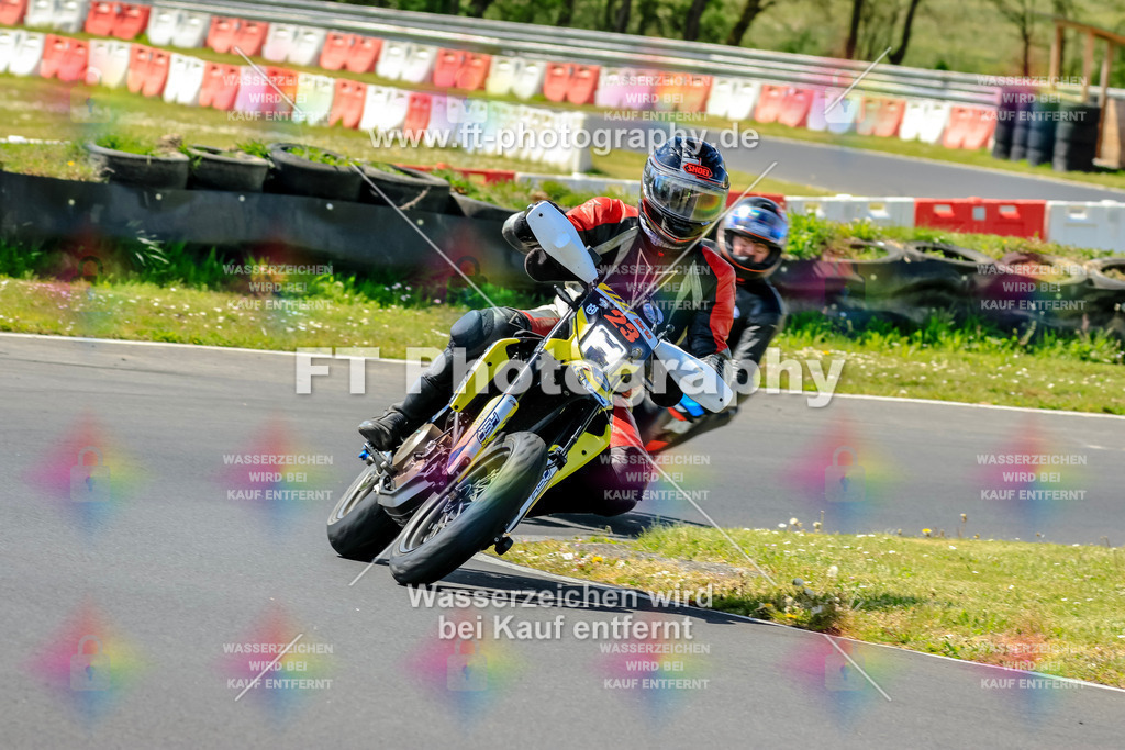 _OTO2259 | Hier findet Ihr Bilder von Touristenfahrten auf der Nürburgring Nordschleife oder von anderen Veranstaltungen die ich besucht habe. Viel Spass beim Durch Schauen 