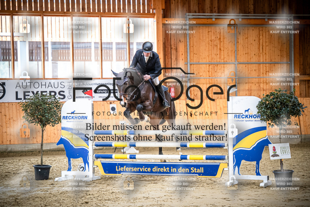 DOS_2500 | Entdecke hochwertige Reitturnierfotos von Foto Oger. Professionell, emotional und authentisch – jetzt Lieblingsmomente im Shop bestellen.Deutschlandweite Turnierfotografie. - Realisiert mit Pictrs.com