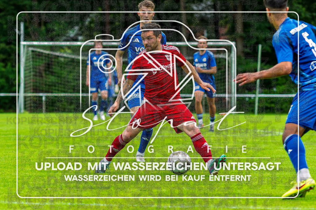 Landesliga Herren LG - TV Jahn Schneverdingen vs. MTV Eintracht Celle | Rodrigo Baroni Badziak (TV Jahn Schneverdingen #26); Landesliga Herren LG - TV Jahn Schneverdingen vs. MTV Eintracht Celle am 06.06.2026 in Osterwaldstadion, Schneverdingen - Realisiert mit Pictrs.com