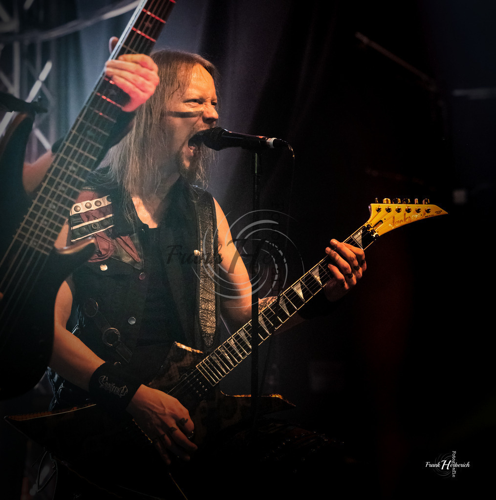 Ensiferum | Frank Herberich Fotografie, Frank Herberich, Fotografie, Hochzeit, Portrait, St. Peter Ording, Ording, Westerhever, Nordsee, Frank Fotografie, Hardheim,  Odenwald,Walldürn, Band,Eventfotografie - Realisiert mit Pictrs.com