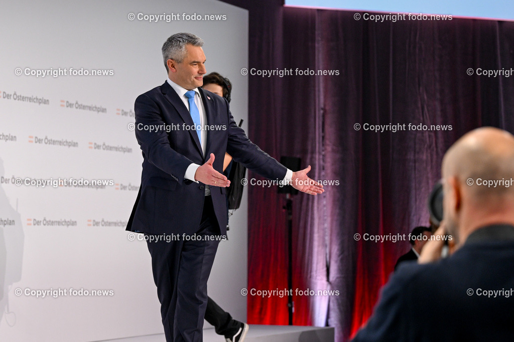 Der Oesterreichplan_ OeVP_ Wels_ 26.01.2024-100 | 26.01.2024, Wels, AUT, ÖVP, Der Österreichplan, im Bild BK Karl Nehammer (VP, Bundeskanzler)