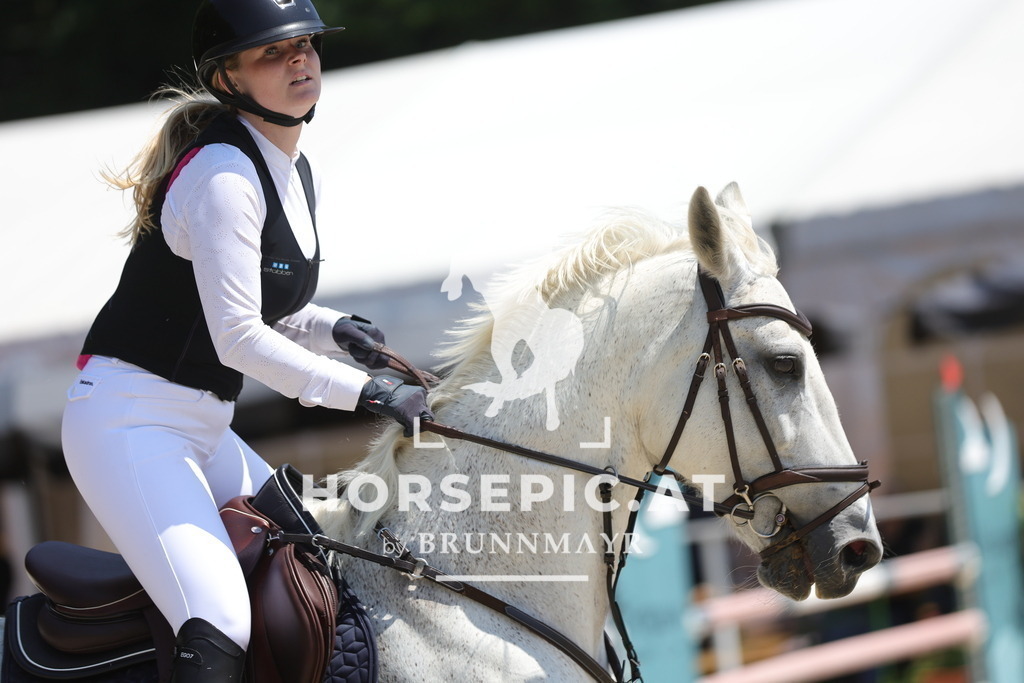 0P6A9348 | Willkommen bei Brunnmayr - Design & Fotografie – Ihrem Spezialisten für Reitturniere und Pferdeveranstaltungen in Oberösterreich, Salzburg und Bayern! Seit über 17 Jahren sind wir leidenschaftlich dabei.