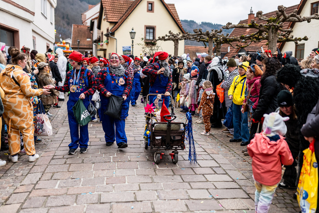 TorstenKrebsCom-FuHirschhorn-090-Z63_1402 | Hochwertige Oldtimer Bilder und der Oldtimer-Kalender. Ein großartiges Weihnachtsgeschenk für Oldtimer-Fans und Oldtimer-Liebhaber.  - Realisiert mit Pictrs.com