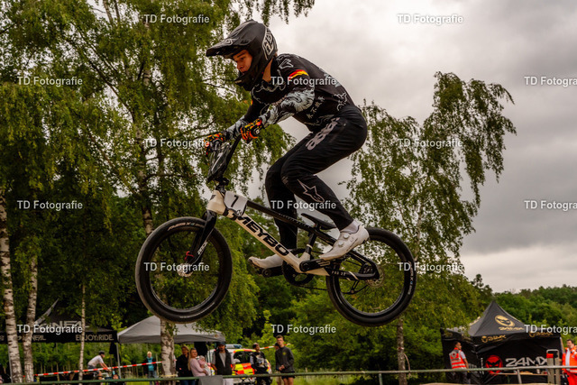 BayBMX2026-04988 | Fotogalerie von Thomas Dettweiler mit Eventbildern und lizenzfreien Fotos. Perfekt als Wandbild, für Büro, Website oder private Nutzung. - Realisiert mit Pictrs.com