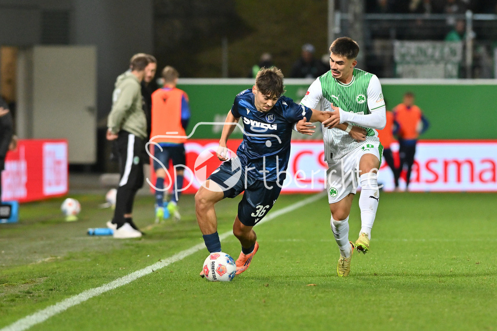 SpVgg Greuther Fürth - Karlsruher SC | FUERTH, GERMANY - OCTOBER 24: Rafael PINTO PEDROSA (Karlsruher SC 36) against Aaron KELLER (SpVgg Greuther Fuerth 16) during the 2. bundesliga match between SpVgg Greuther Fuerth vs. Karlsruher SC on matchday 10 at Sportpark Ronhof Thomas Sommer on October 24, 2025 in Fuerth, Germany / DFL REGULATIONS PROHIBIT ANY USE OF PHOTOGRAPHS AS IMAGE SEQUENCES AND/OR QUASI-VIDEO