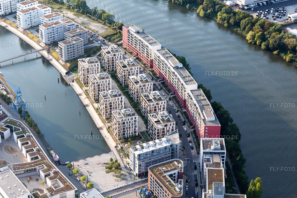 Luftbild: Hafeninsel im Ortsteil Hafen in Offenbach im Bundesland Hessen in Deutschland. Foto: IMG_117551.jpg vom 10.09.2019 durch Werner Riehm/FLY-FOTO.de
