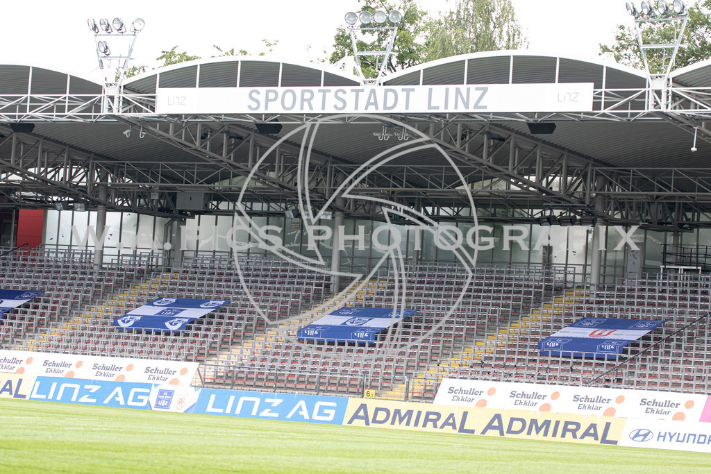  Blau Weiss Linz vs Austria Klagenfurt | LINZ, AUSTRIA,HPYBET 2. Liga, Runde 21 Blau Weiss Linz vs Austria Klagenfurt, Image shows leere Ränge.
Photo: SMP/Andreas Willdoner