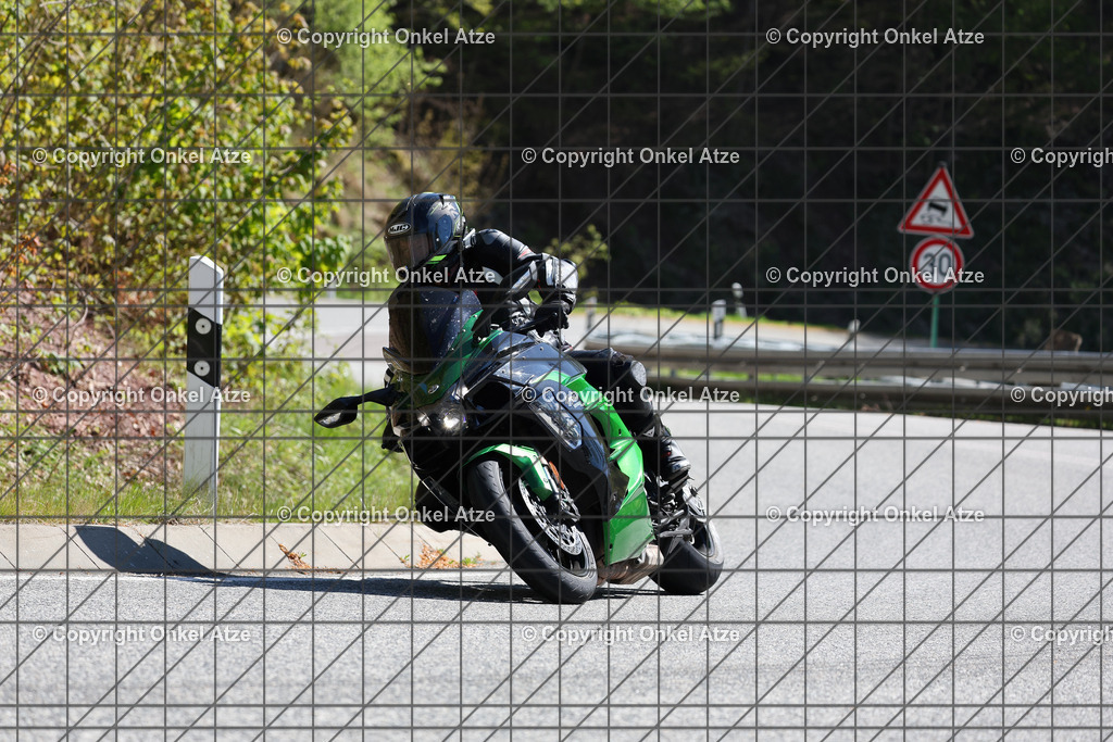 IMG_7846 | Fotograf am Kyffhäuser. Onkel Atze. Kyffhäuser Rennstrecke. Café36. Motorsportfotografie. - Realisiert mit Pictrs.com