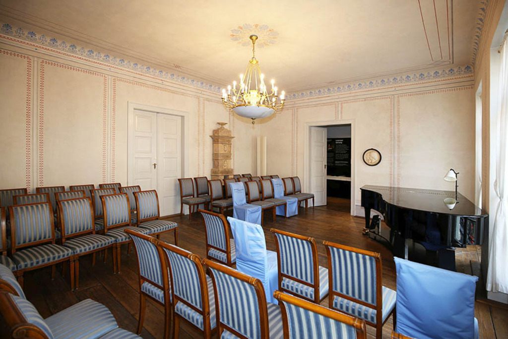 Bildlexikon Leipzig - Schumann-Haus | Das Team hinter BILDLEXIKON LEIPZIG bündelt historische wie aktuelle Informationen über die Stadt Leipzig in Text und Bild auf einer Plattform und stellt diese der interessierten Öffentlichkeit zur Verfügung.