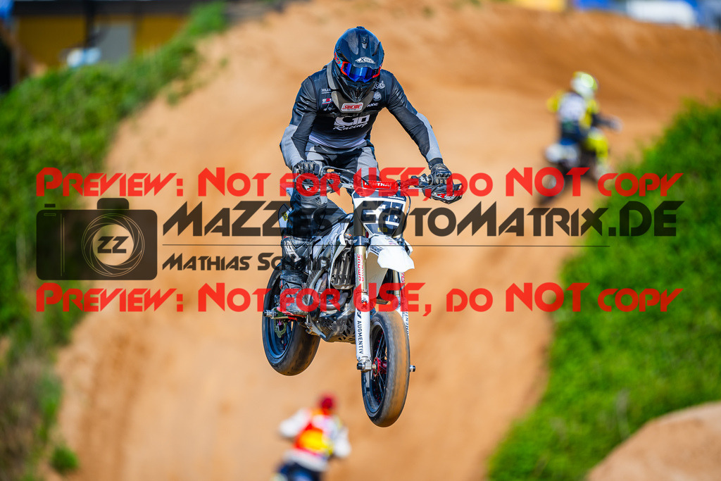 MaZZes_FotoMatrix_240511_6007705_0120 | S3