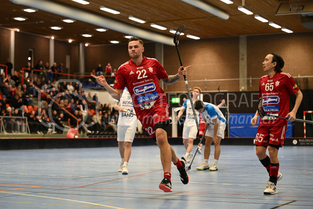 Strängnäs IBK vs FBC Kalmarsund Ungdom - 6. =January= 2024 | Strängnäs IBK vs FBC Kalmarsund Ungdom
Thomas Arena, Strängnäs
Adam Nilsson (#22 Strängnäs IBK) celebrating his goal.
Bild: Sportfotografie Markus Aeschimann | www.markus-aeschimann.ch - Realisiert mit Pictrs.com