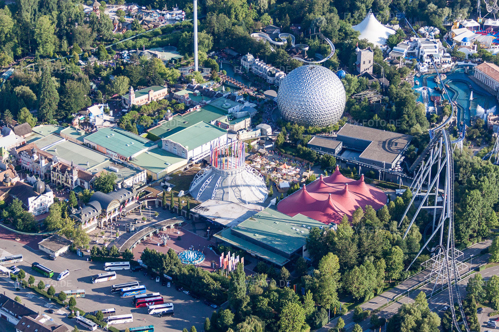 Luftbild: Freizeitzentrum - Vergnügungspark Europa-Park in Rust im Bundesland Baden-Württemberg in Deutschland. Foto: IMG_59470.jpg vom 16.08.2013 durch Werner Riehm/FLY-FOTO.de