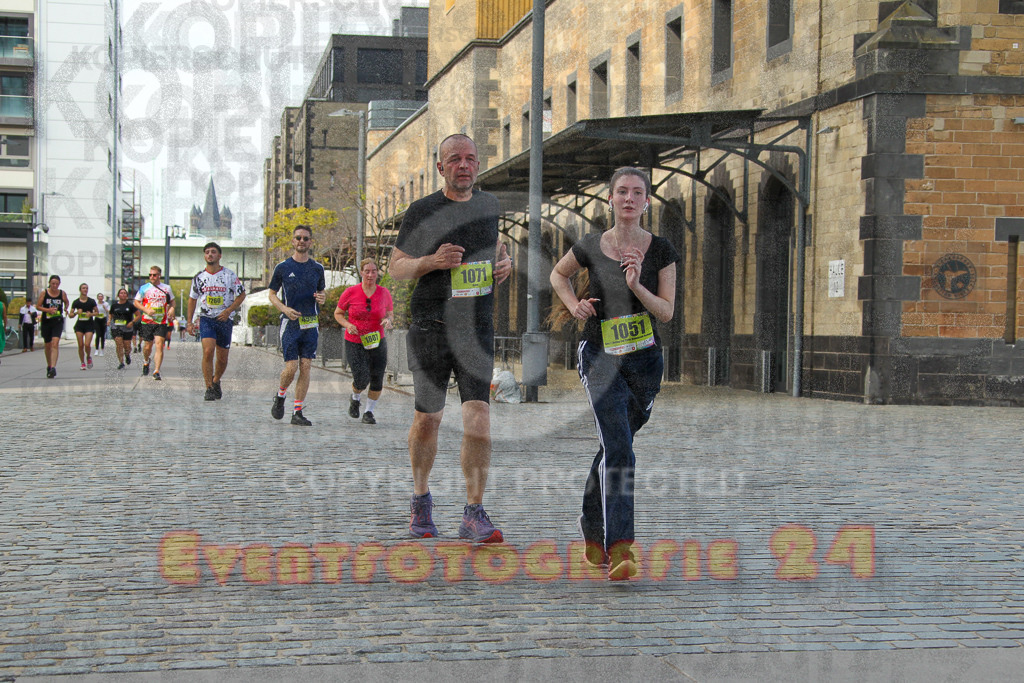 250920_1504_EV4_8042 | Sportfotografie im Rhein-Sieg Kreis, Köln, Bonn, NRW, Rheinland Pfalz, Hessen, etc. Unser Tätigkeitsfeld umfasst den Laufsport vom Volkslauf über den Marathon, Duathlon, Triathon bis zum Ultralauf wie Kölnpfad Ultra oder Schindertrail.