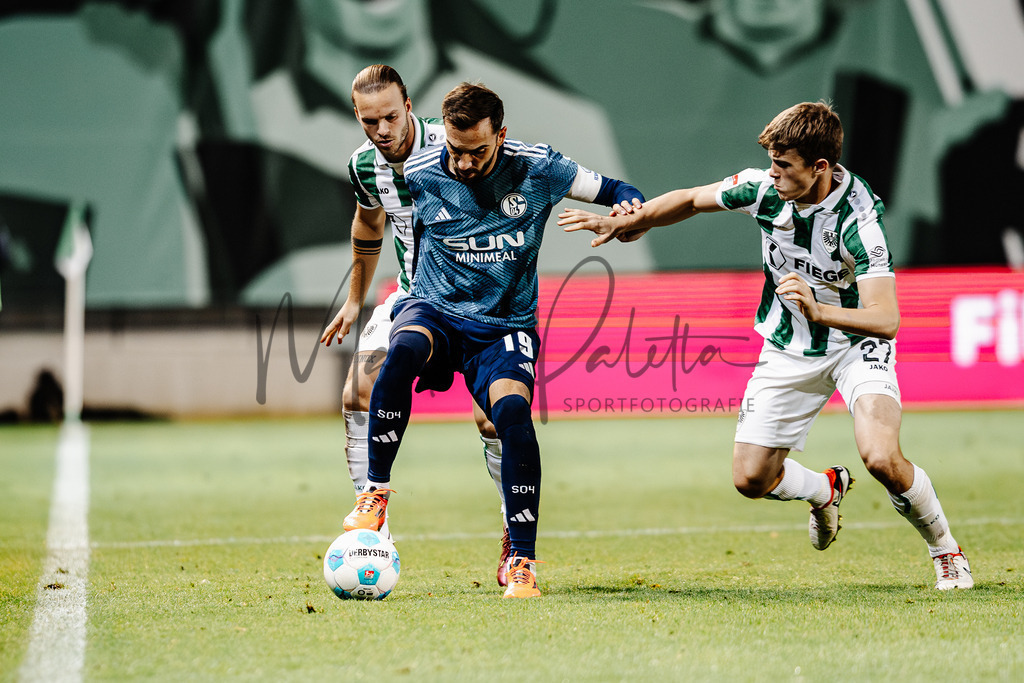 2. Bundesliga, Saison 2024/25, 7. Spieltag: SC Preußen Münster - FC Schalke 04 | Münster, 28.09.2024: 2. Bundesliga, 7. Spieltag, SC Preußen Münster gegen FC Schalke 04 im LVM-Preußenstadion in Münster. Foto: sportfotografie.ms | Markus Paletta - Realisiert mit Pictrs.com