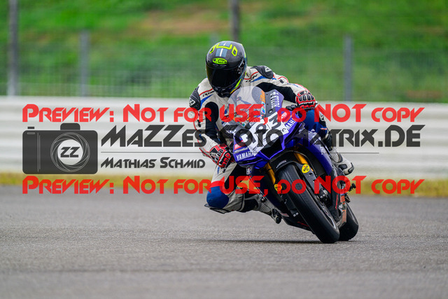 MaZZes_Fotomatrix_20240923_6007705_2647 | Fotograf Mathias Schmid
Sportfotograf,
Eventfotograf,
Hochzeitsfotograf,
Portraitfotograf