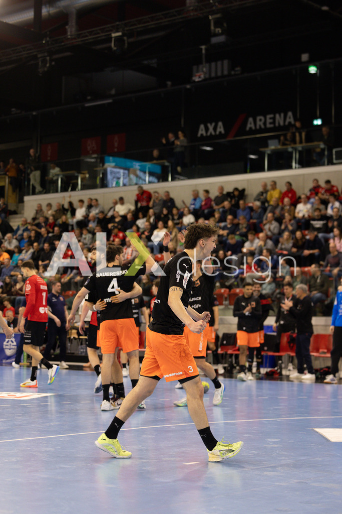 Handballen I Herren I Saison 2025-2026 I Quickline Handball League 2026 | Men I 18. Spieltag I Pfade Winterthur - Kadetten Schaffhausen I 20.12.2025 | 3 Yari Prince (Kadetten Schaffhausen) - Flügel links - Realisiert mit Pictrs.com