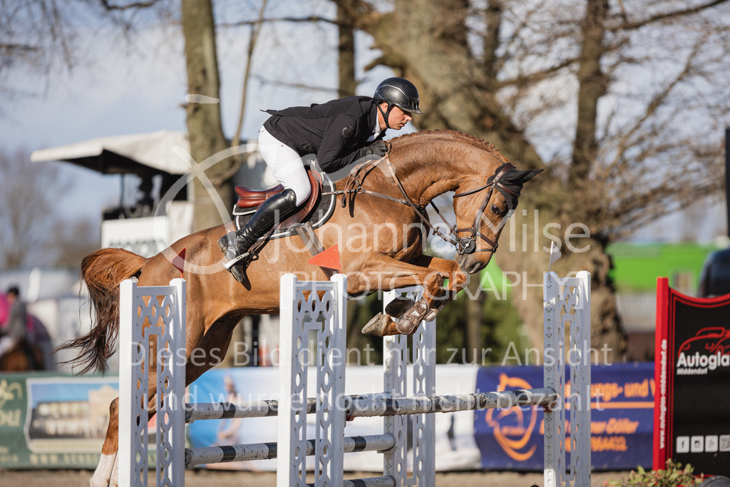 230411_Mühlen_04SprPf-L-479 | Deine schönsten Turniermomente als professionelle Fotos! Entdecke hochwertige Pferdesport-Fotografie im Online-Shop. Jetzt Fotos finden & bestellen!