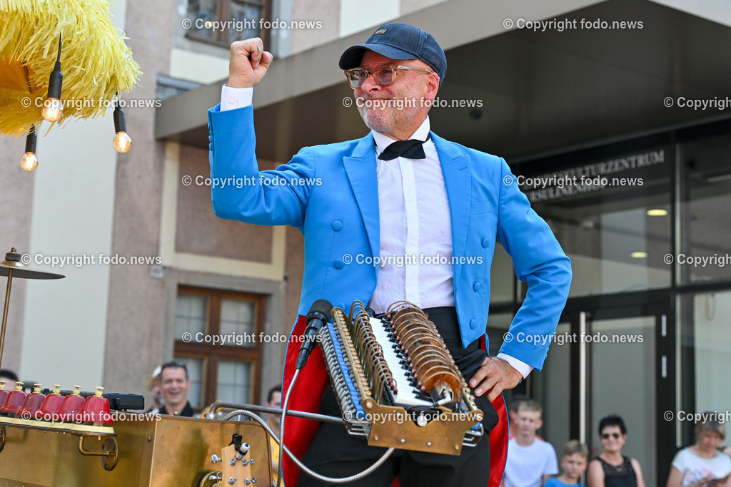 Pflasterspektakel_ 36. Linzer Pflasterspektakel 2024_ 18.07.2024-6 | 18.07.2023, Linz, AUT, 36. Linzer Pflasterspektakel 2024, im Bild diverse Kuenstler