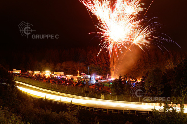 Motorsports / 24 Stunden Nürburgring 2015, Nürburgring-Nordschleife, GER | 24 Stunden Nürburgring 2015, Nürburgring-NordschleifeFoto: Gruppe C GmbH - Realisiert mit Pictrs.com