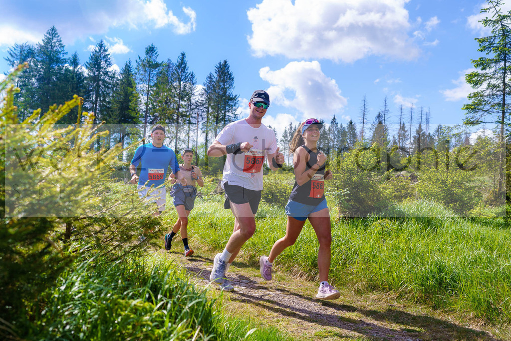 Rennsteiglauf Marathon 2025 | Marathon von Neuhaus/Rwg. nach Schmiedefeld/Rstg. am 17. Mai 2025