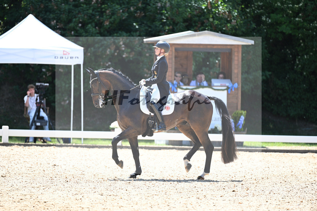 Werndl_Diallo_11255142 | hf-fotografie - Realisiert mit Pictrs.com