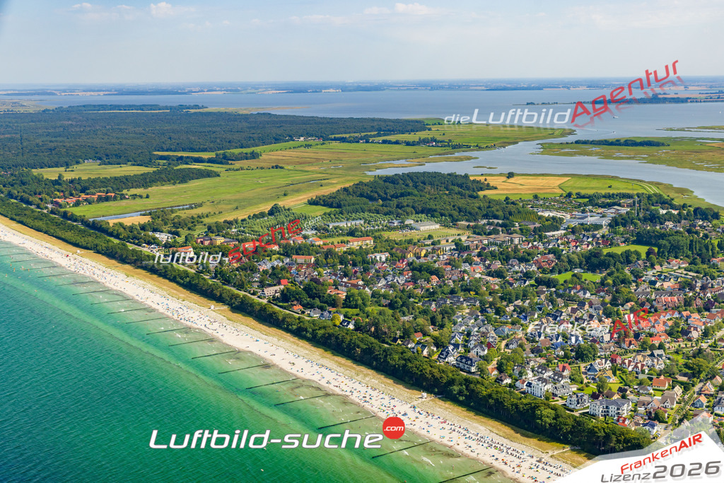 Vs Google Maps Zingst - Die Luftaufnahme wurde 2025 vom UL-Flugzeug heraus erstellt ( keine Drohnenaufnahme ) - Hochauflösende Luftaufnahme - für Wandbilder und großformatige Ausdrucke geeignet. Das besondere Geschenk!Hier alle&nbsp;Infos zur Lizenzierung der LuftaufnahmeWir fliegen auch dieses Jahr wieder in Ihre Region um Luftbilder zu erstellen.- Luftbild anfragen