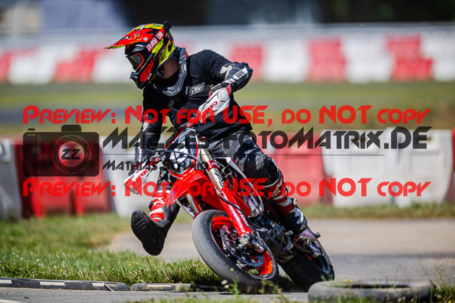 MaZZes_FotoMatrix_220702_6568 | S4