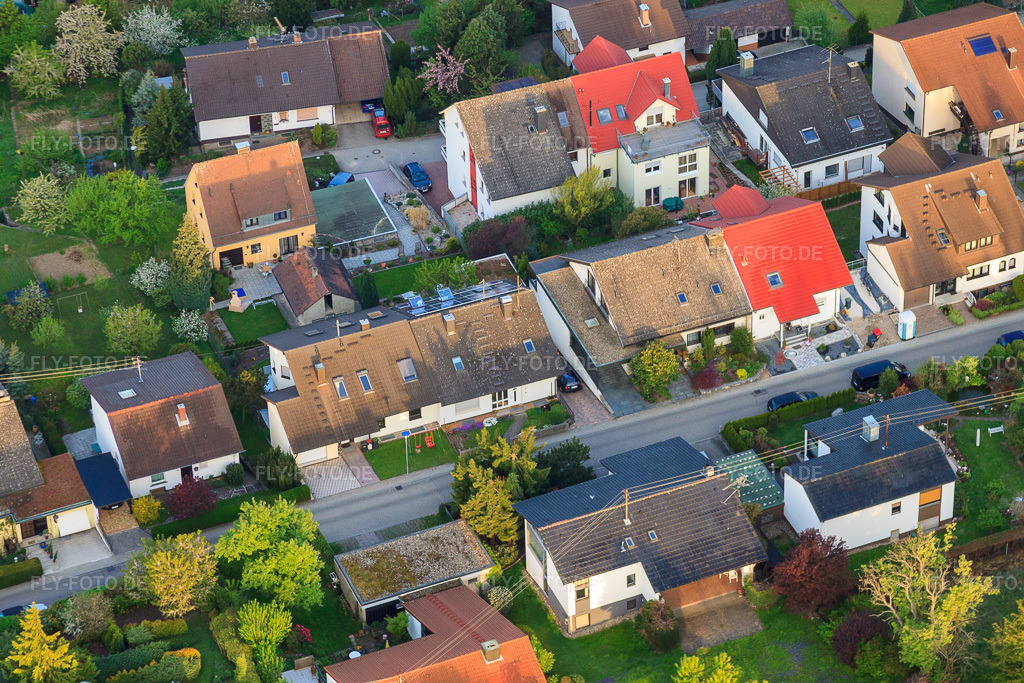 Luftbild: Ortsansicht im Ortsteil Grünwettersbach in Karlsruhe im Bundesland Baden-Württemberg in Deutschland. Foto: IMG_26401.jpg vom 28.04.2010 durch Werner Riehm/FLY-FOTO.de