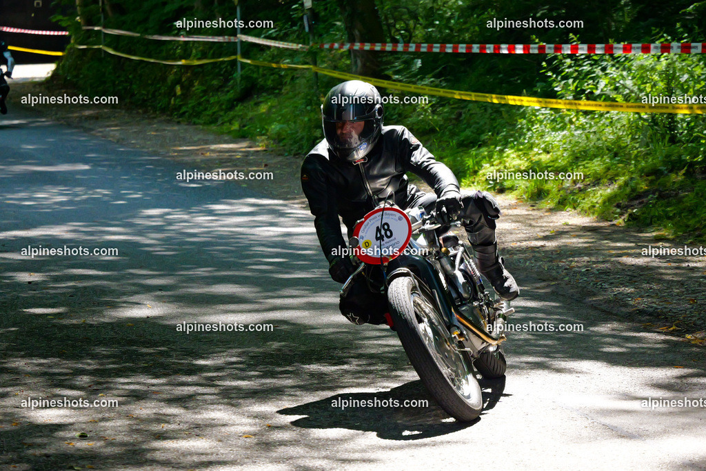 P1036651 | Erleben Sie atemberaubende, hochqualitative Fotos Ihrer Fahrt entlang der malerischen Alpenstraßen. Besuchen Sie alpineshots.com, um professionelle Aufnahmen Ihrer unvergesslichen Reise zu finden und zu kaufen - Realisiert mit Pictrs.com