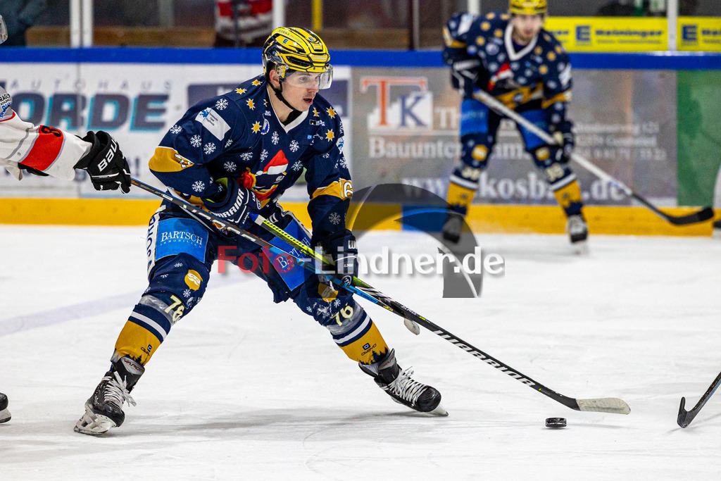TSV Peißenberg Miners vs ESC River Rats Geretsried | Eishockey Bayernliga 2023/2024, TSV Peißenberg Miners vs ESC River Rats Geretsried,
Jakub REZAC (River Rats 76) in Aktion,
2023-12-26 in Geretsried (Eisstadion)
76 Jakub REZAC (River Rats 76)
Copyright: WolfgangxLindner foto-lindner.de