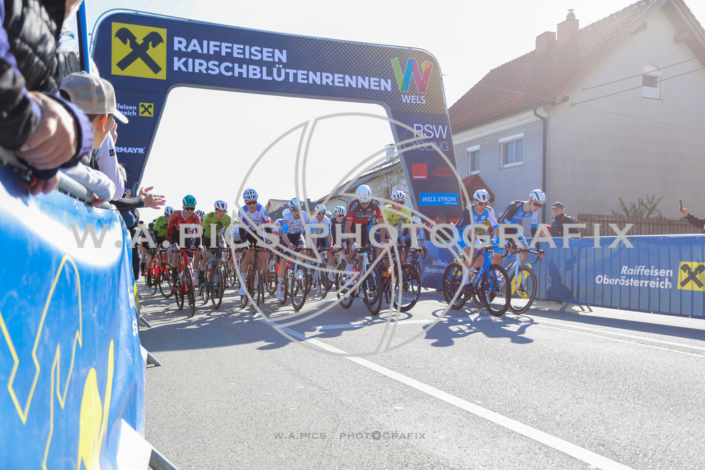 ..... | WELS, AUSTRIA, 27.April 24, 63 RAIFFEISEN KIRSCHBLÜTENRENNEN, Image shows: Photo: WAPICS / Andreas Willdoner
