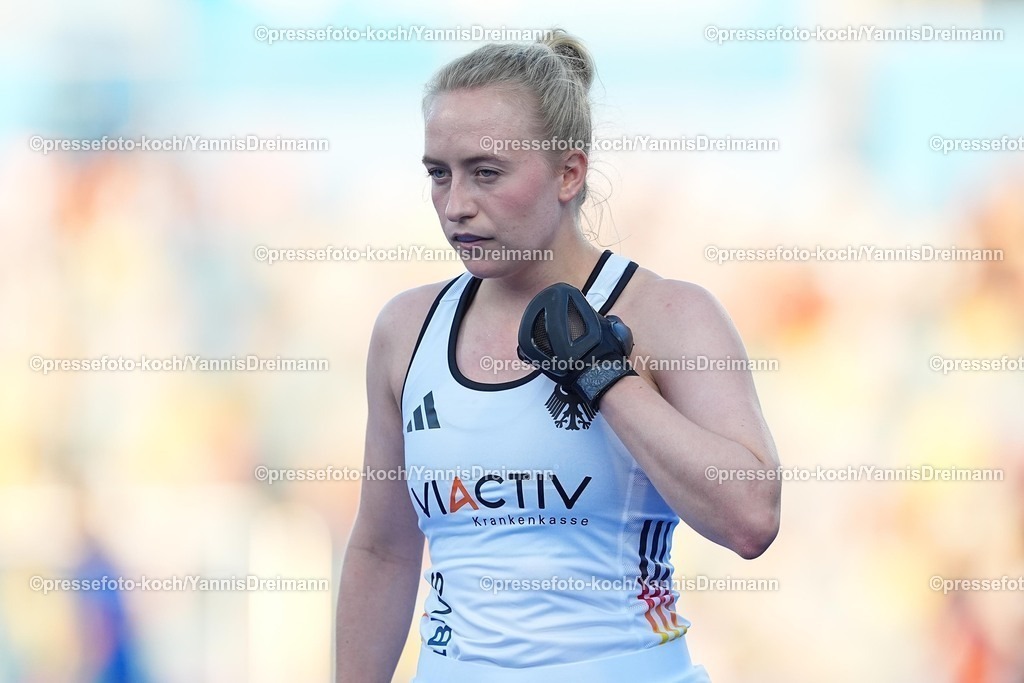 xydrx11082503052 | 11.08.2025, xydrx, Frauen EuroHockey Championship 2025, Gruppenphase, Gruppe A, Deutschland - Niederlande, Sparkassenpark Mönchengladbach: Sara Strauss (GER #21)
