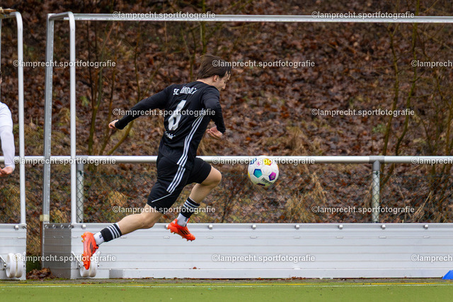 Fußball I Herren I Saison 2025-2026 I Landesfreundschaftsspiel I SC Rönnau - SSG Rot-Schwarz Kiel 107 | Jasper Fredrich (6, SC Rönnau) - Realisiert mit Pictrs.com