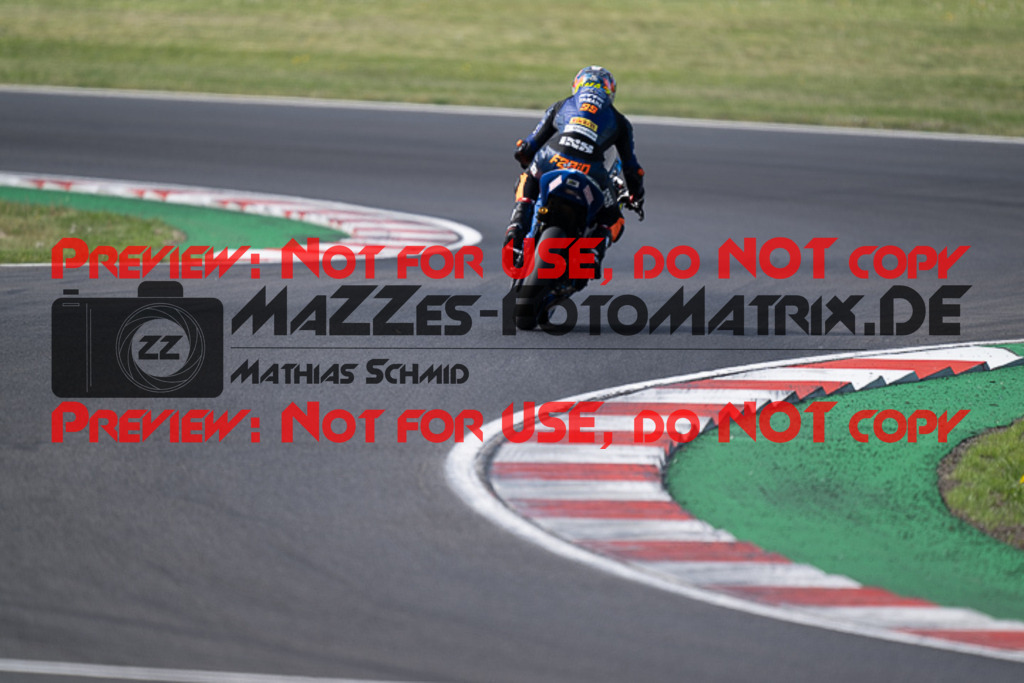 MaZZes_FotoMatrix_220507_95464 | Fotograf Mathias Schmid
Sportfotograf,
Eventfotograf,
Hochzeitsfotograf,
Portraitfotograf