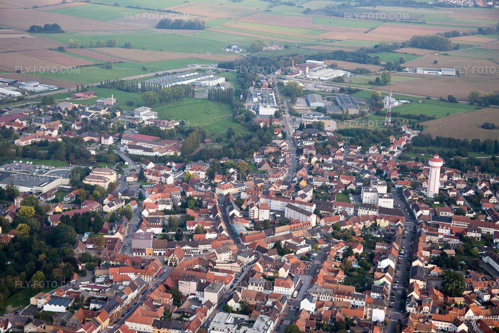 Aerial view: View of the town in Bischwiller in the state Bas-Rhin, France.Photo: IMG_074273.jpg taken on 10/04/2014 by Werner Riehm/FLY-FOTO.comResolution of the original: 5472 x 3648 px