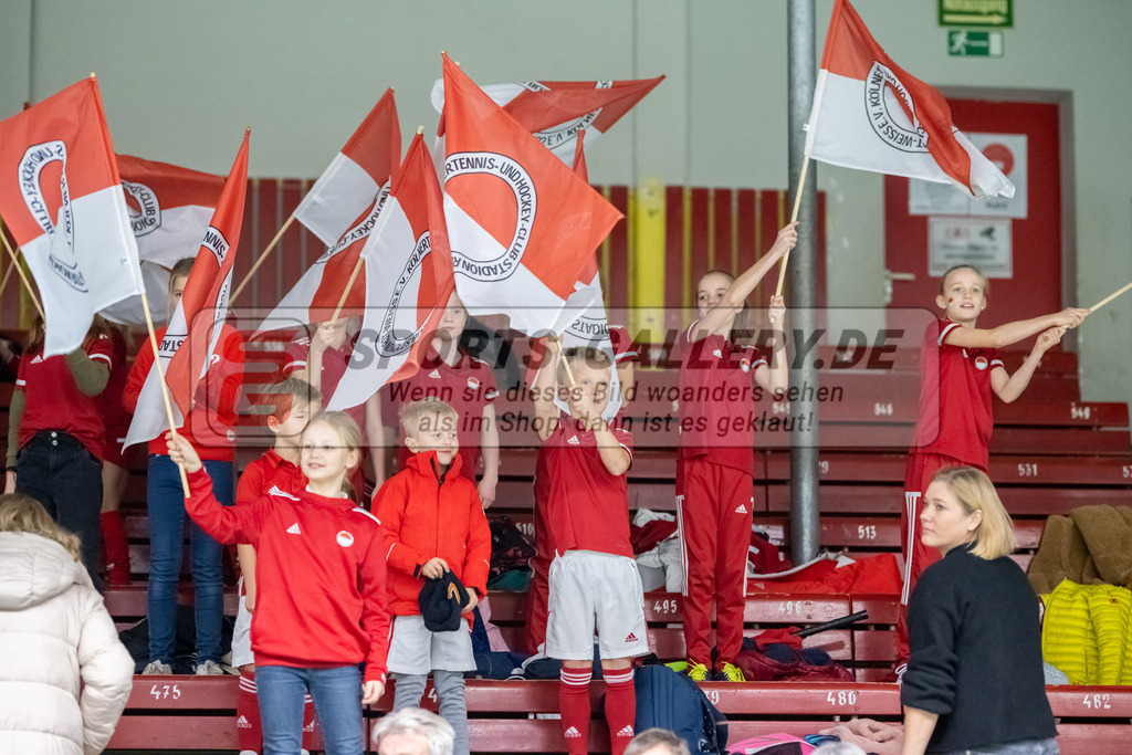 SFE_20221218_0031 | 1. Bundesliga Hockey Damen Rot-Weiss Köln - Crefelder HTCa am 18.12.2022 in Köln (KTHC Stadion Rot-Weiss Köln Tennis and Hockey Club), Photo: Stephan Fehrmann 2022 (Sports-Gallery)