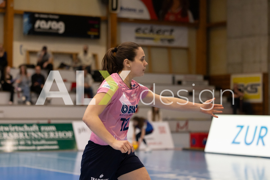 Volleyball I Frauen I Saison 2025-2026 I Volleyball NLA | Women I 1/2 Finals I  VC Kanti Schaffhausen - Sm'Aesch Pfeffingen I 07.03.2026 | 12 Livia Saladin (CH) (Sm'Aesch Pfeffingen) – Libera - Realisiert mit Pictrs.com