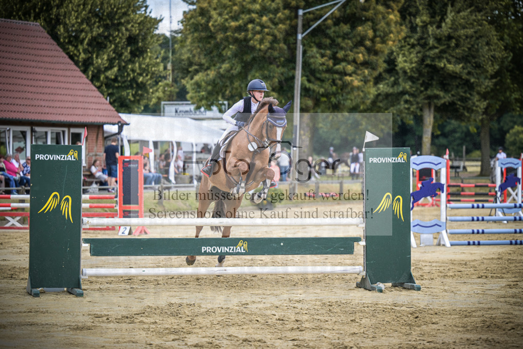 DOS_8073 | Entdecke hochwertige Reitturnierfotos von Foto Oger. Professionell, emotional und authentisch – jetzt Lieblingsmomente im Shop bestellen. - Realisiert mit Pictrs.com