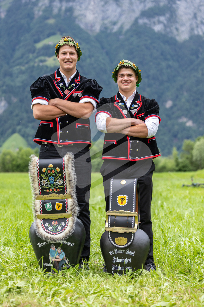 UKSF2026_Ehrung_00055 | Pfyl Reto und Steinauer Samuel, beide mit erstem Kranz - Realisiert mit Pictrs.com