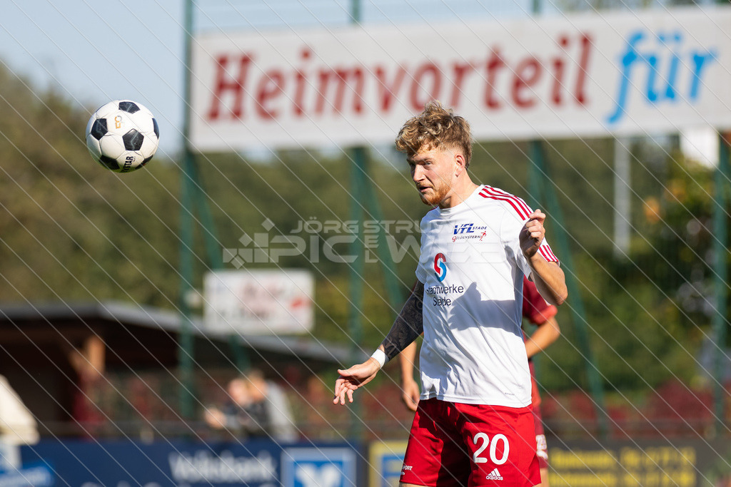 20250928_Picselweb-Fotografie_1R3_1367 | Spielszenen aus dem Spiel VfL Güldenstern Stade - Rotenburger SV. Ergebnis 0:3 - Realisiert mit Pictrs.com