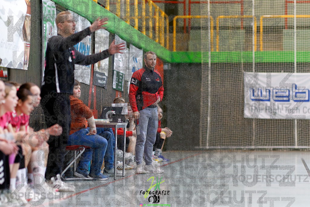 Hessenmeisterschaft wJC - Spiel um Platz 3; TuS Kriftel - SG Schenklengsfeld | Hessenmeisterschaft wJC - Spiel um Platz 3; TuS Kriftel - SG Schenklengsfeld am 22.03.2025 in Biedenkopf (Sporthalle Lahntalschule)Photo © 2025 - Jörg Heinrich - Realisiert mit Pictrs.com