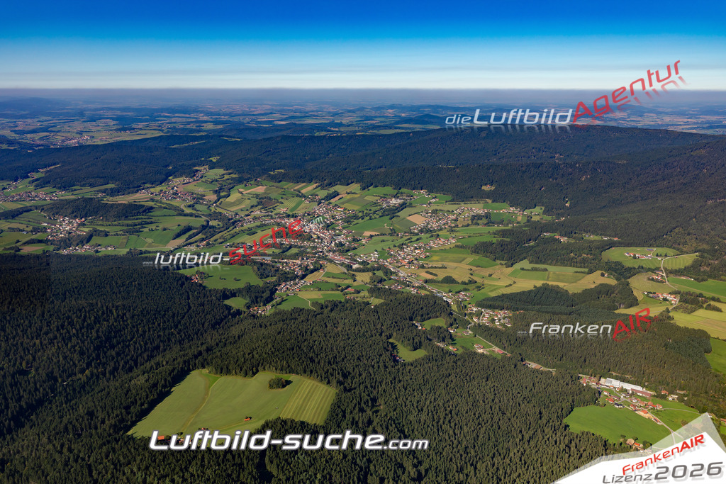Aktuelles Luftbild von  Lam Kauf mit Lizenz / Bildrechten möglich- Die Luftaufnahme wurde 2021 mittels UL-Flugzeug erstellt ( keine Drohne ) - hochauflösende Kamera-Systeme von  Canon -Beste Qualität - Für grossformatige Ausdrucke geeignet. Die Geschenkidee !