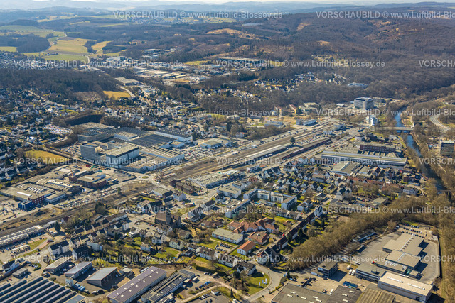 Arnsberg250305537 | Luftbild, Ortsansicht und Gewerbebetriebe Hüsten, Arnsberg, Sauerland, Nordrhein-Westfalen, Deutschland