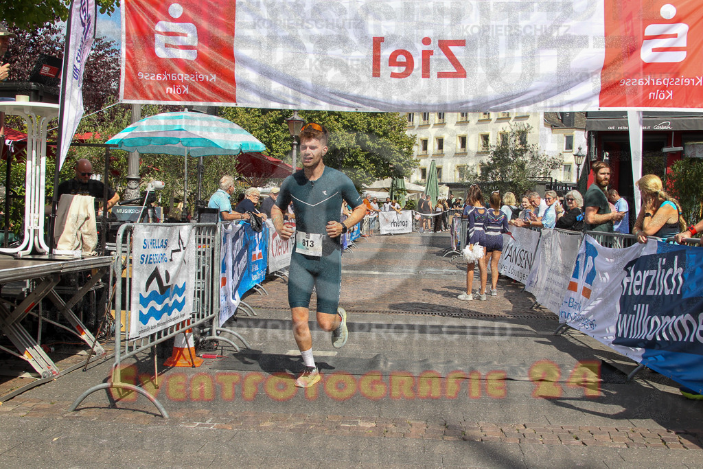 250824_1506_EV4_2664 | Sportfotografie im Rhein-Sieg Kreis, Köln, Bonn, NRW, Rheinland Pfalz, Hessen, etc. Unser Tätigkeitsfeld umfasst den Laufsport vom Volkslauf über den Marathon, Duathlon, Triathon bis zum Ultralauf wie Kölnpfad Ultra oder Schindertrail.