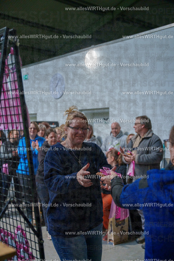 7R506665 | Professionelle Tierfotografie in Mönchengladbach von Daniel Wirth (allesWIRTHgut). Liebevolle & natürliche Bilder von Hunden & Katzen für unvergessliche Erinnerungen.