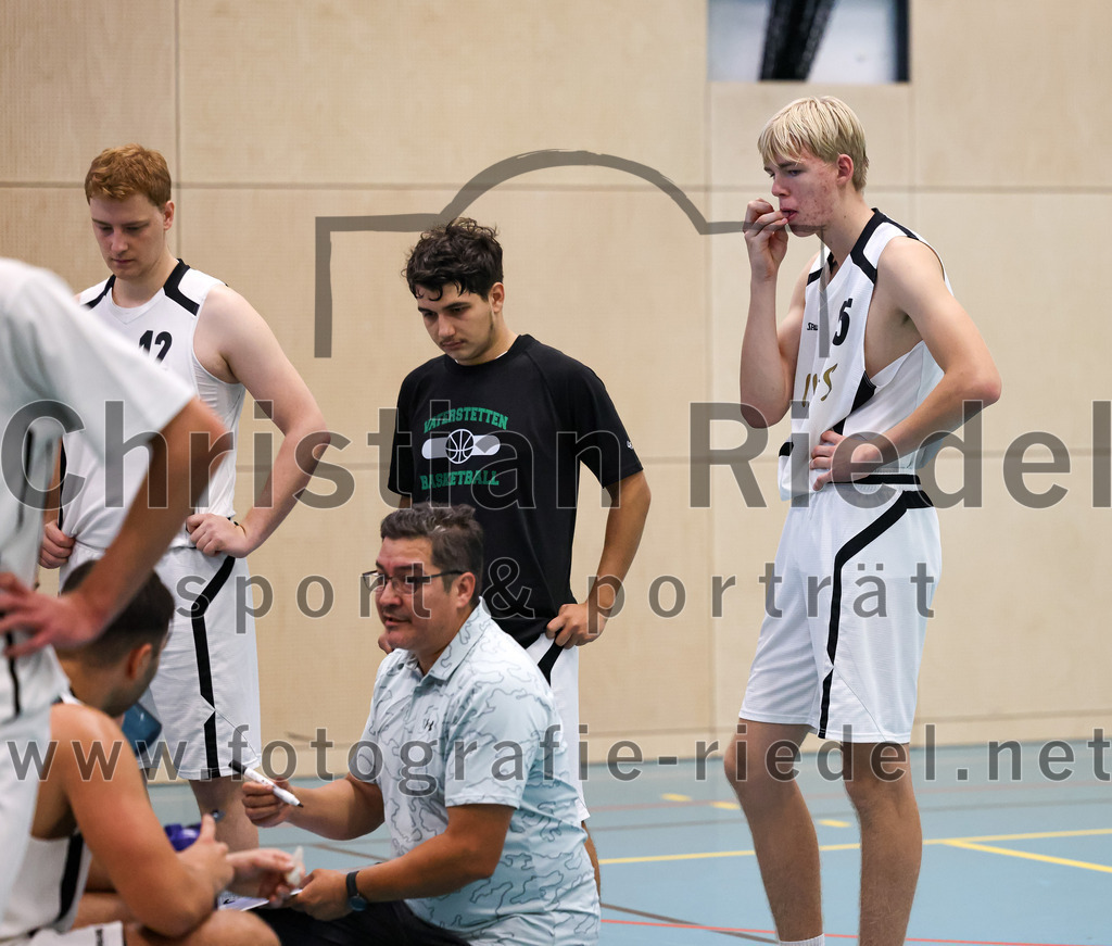 2022-10-16_044_TSV_Vaterstetten_gegen_Baskets_Vilsbiburg_2 | Vaterstetten, Deutschland, 16.10.2022:
Basketball, Bayernliga Herren Südost 2022 / 2023, 1. Spieltag, TSV Vaterstetten gegen Baskets Vilsbiburg 2, Endergebnis: 83:64

Foto: Christian Riedel / fotografie-riedel.net