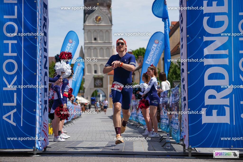 DSC03881 | Stadttriathlon Erding 2025. #yourpictrs #sportshot_your_pictrs @Sportshotphotography #stadttriathlonerding Copyright: www.sportshot.de