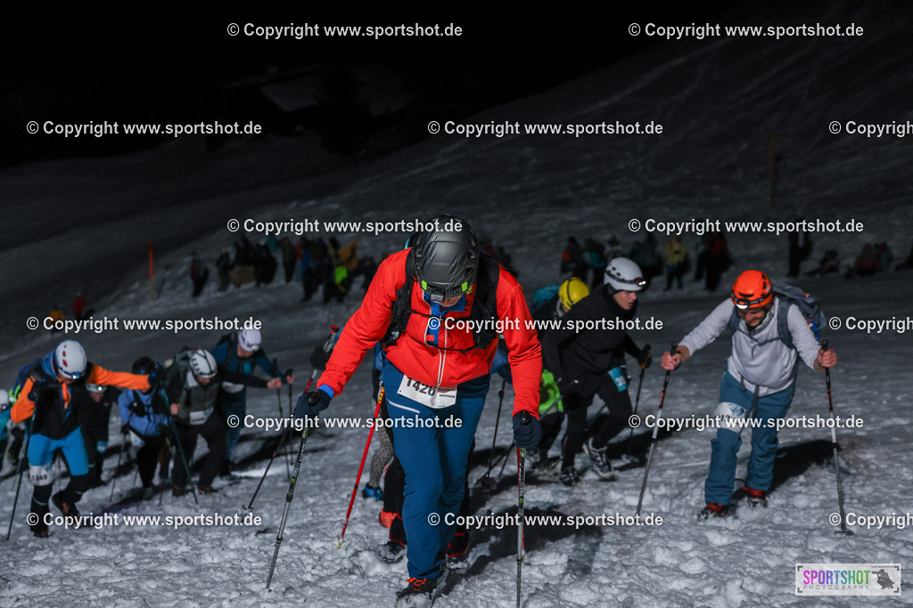 007A0715 | VerticalUp! #vertical_up_kitzbuehel #sportshot_your_pictrs #yourpictrs #dinafit #verticalup!2026