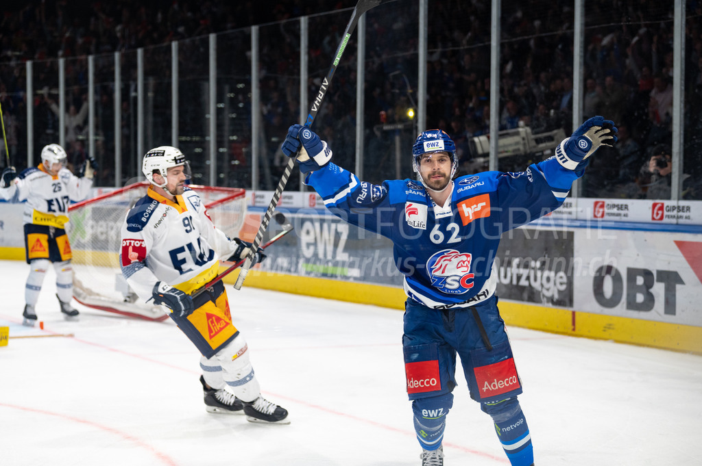 Swiss National League Final Game 2: ZSC Lions - EV Zug | 20.04.2022, Zürich, Hallenstadion, Swiss National League Final Game 2: ZSC Lions - EV Zug, #62 Denis Malgin (ZSC) erzielt das entscheidende 2:1. - Realisiert mit Pictrs.com